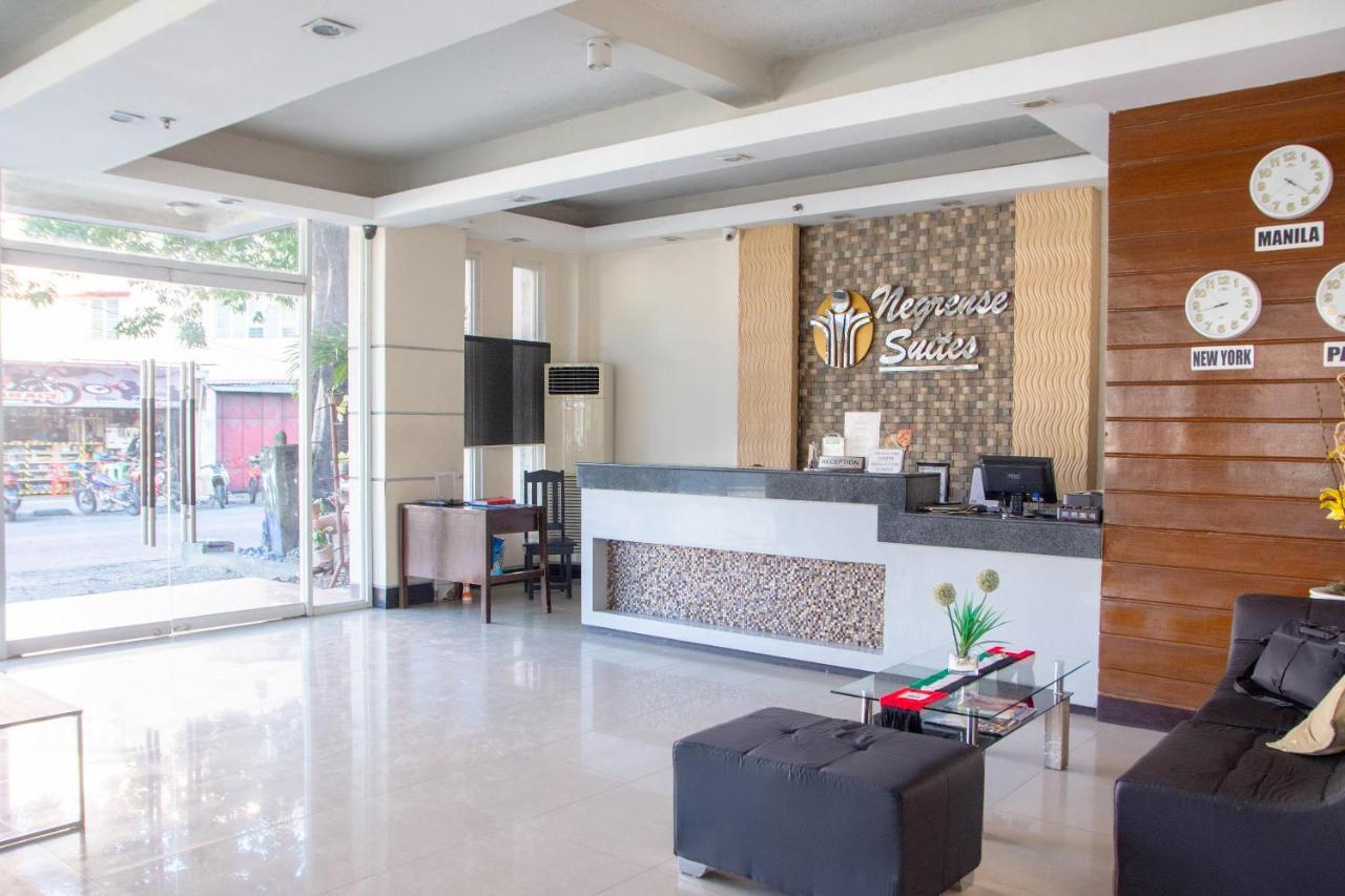 Negrense Suites Bacolod Eksteriør billede